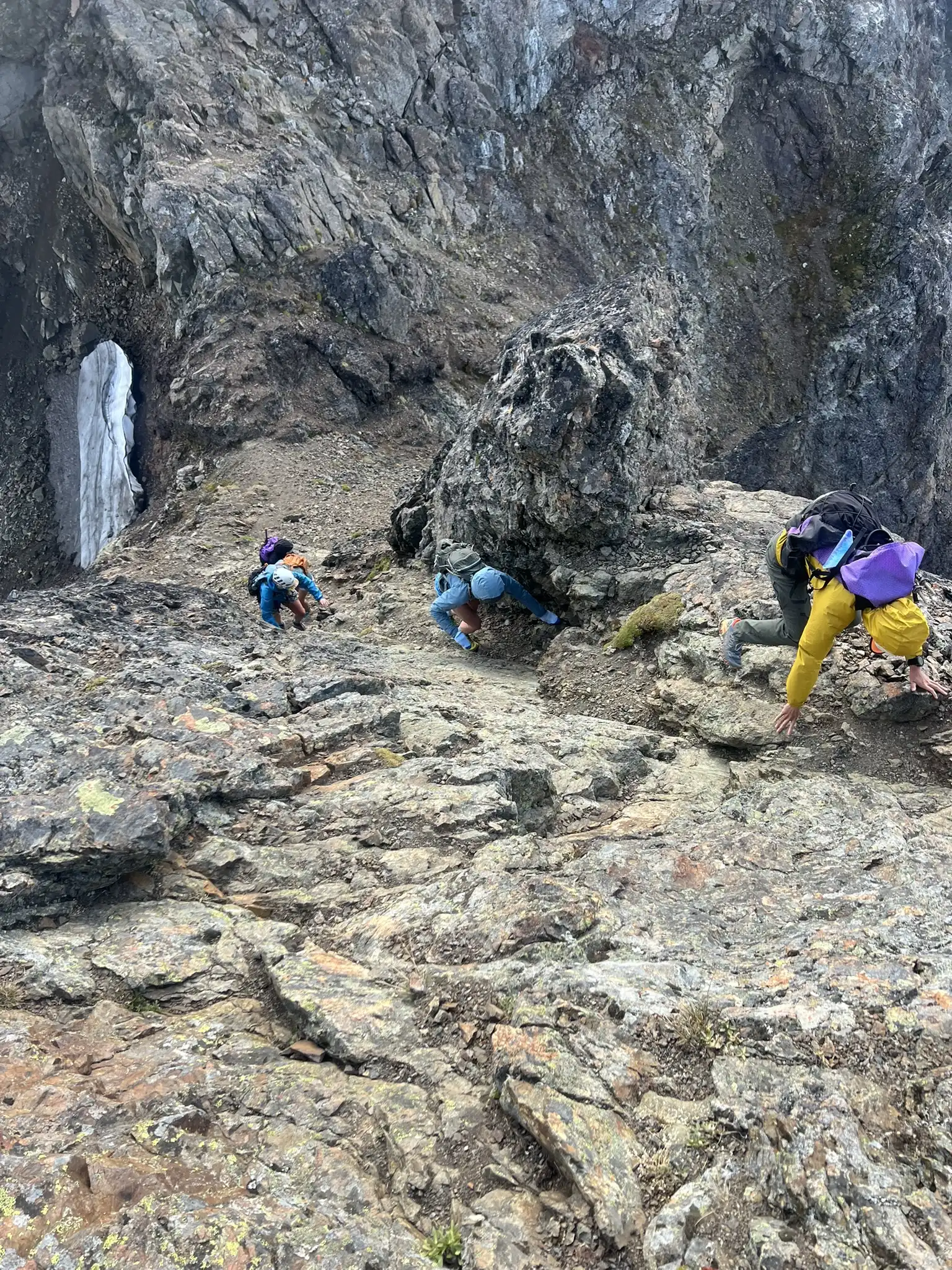 start scramble the summit block, another party behind us